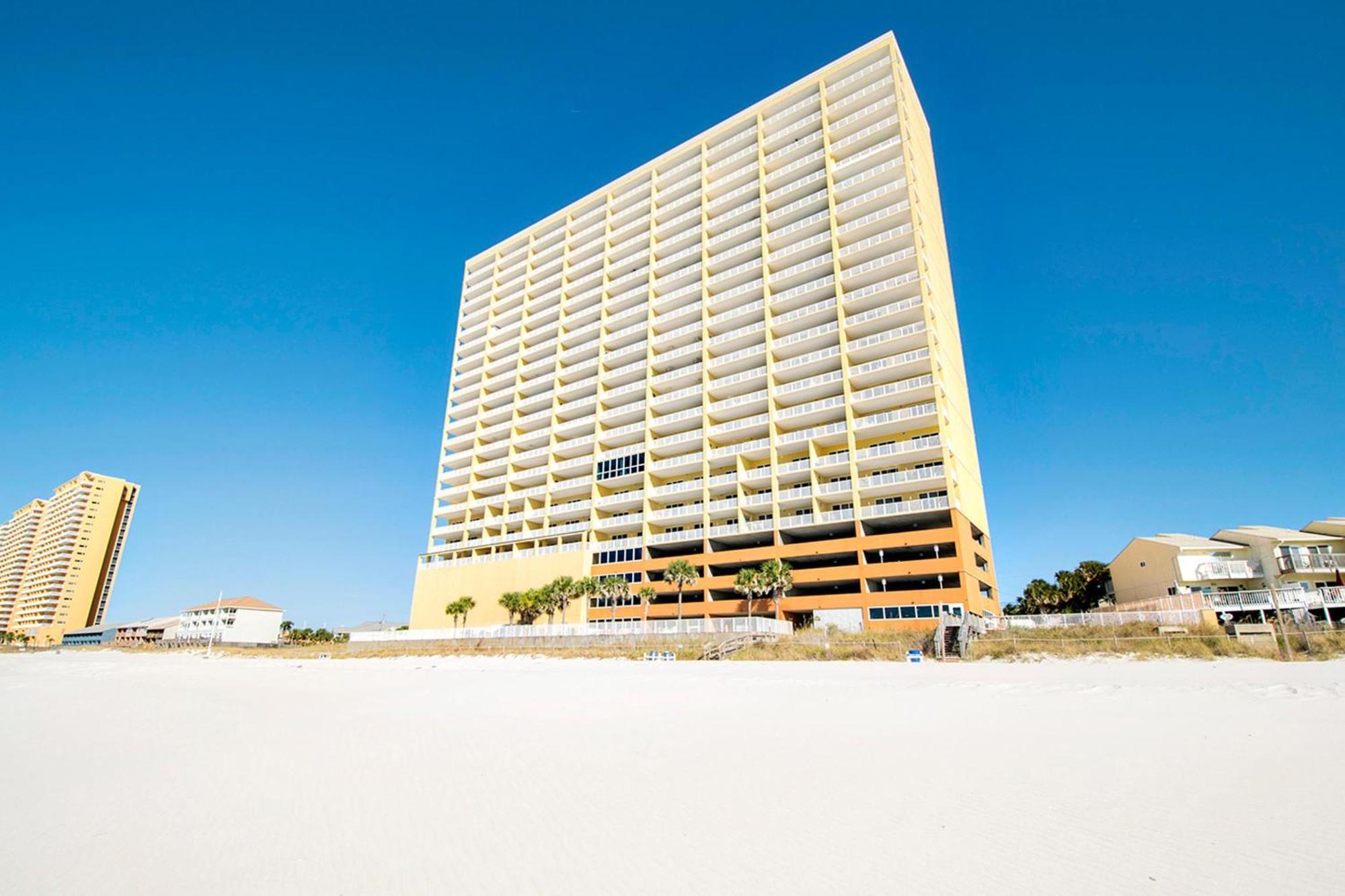 Tropic Winds 2308 Aparthotel